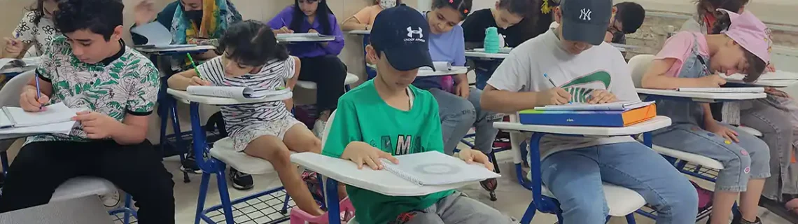 آموزش خوش خطی به دانش آموزان